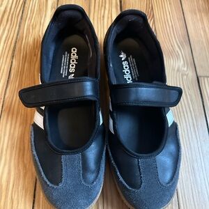 Adidas Women's Black Samba Jane sneakers 9